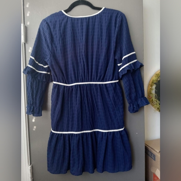 ále by alessandra navy and white dress xs textured and structured - Picture 5 of 6